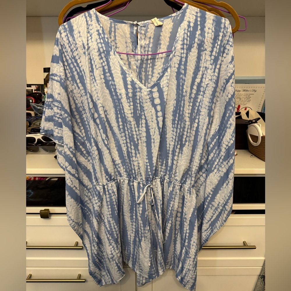 Blue and White Tie-Dye Women's Romper - Picture 3 of 4